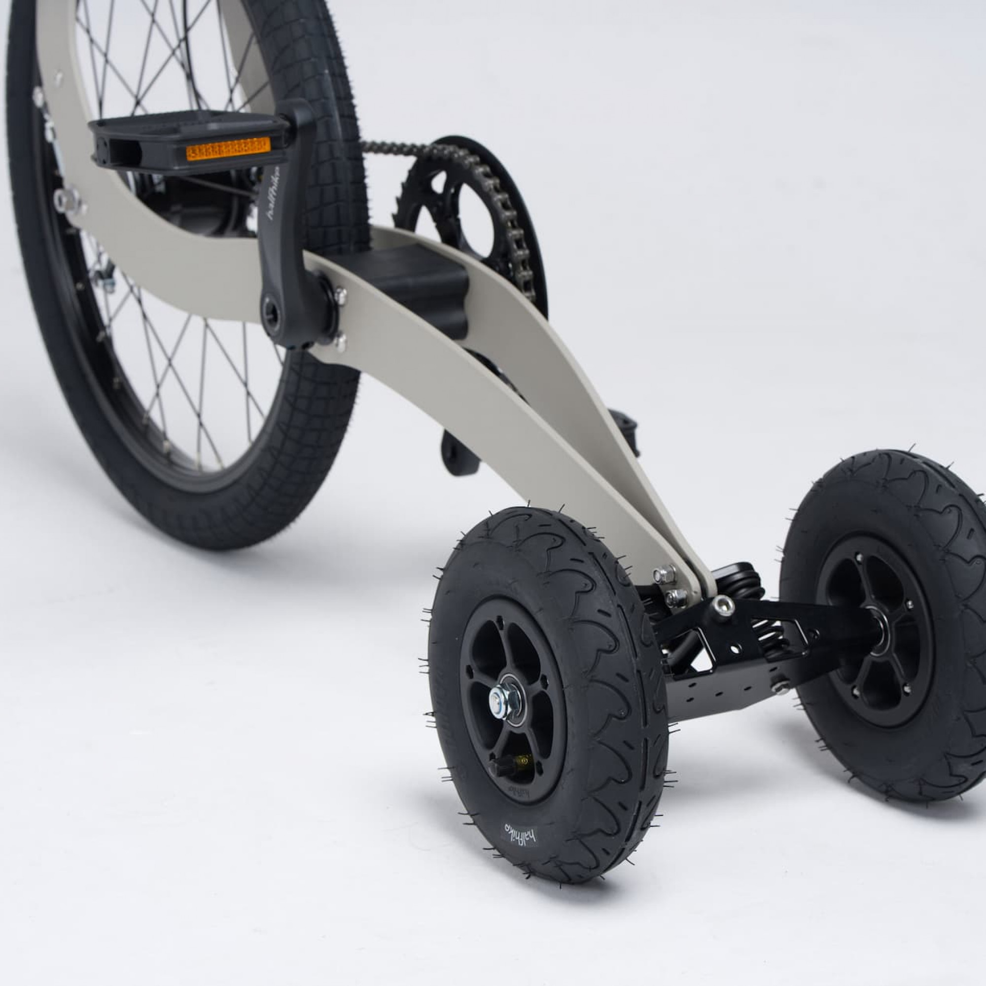 Halfbike Pro — компактний триколісний персональний транспорт